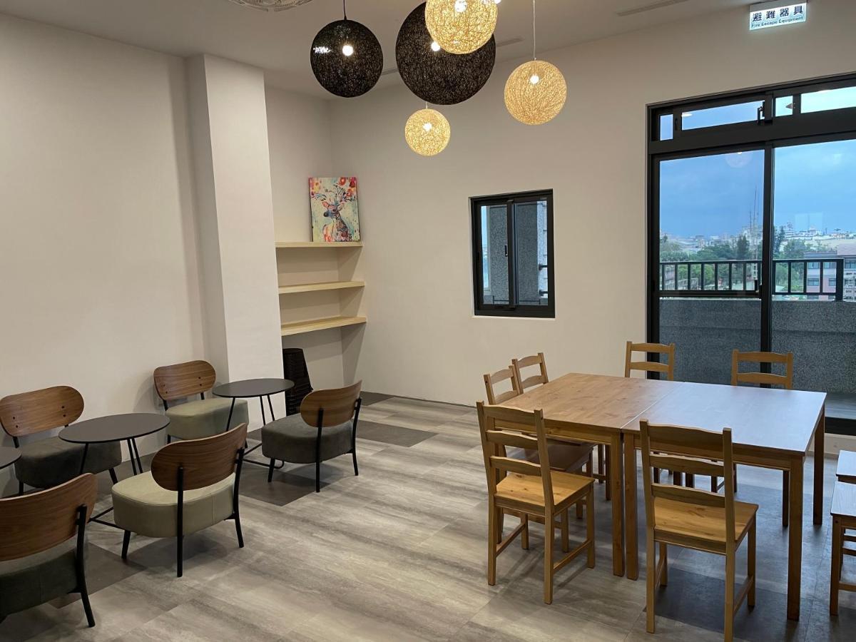 One Night Hostel Yilan Exterior photo